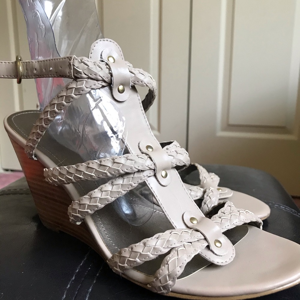 Tahiti wedges 9